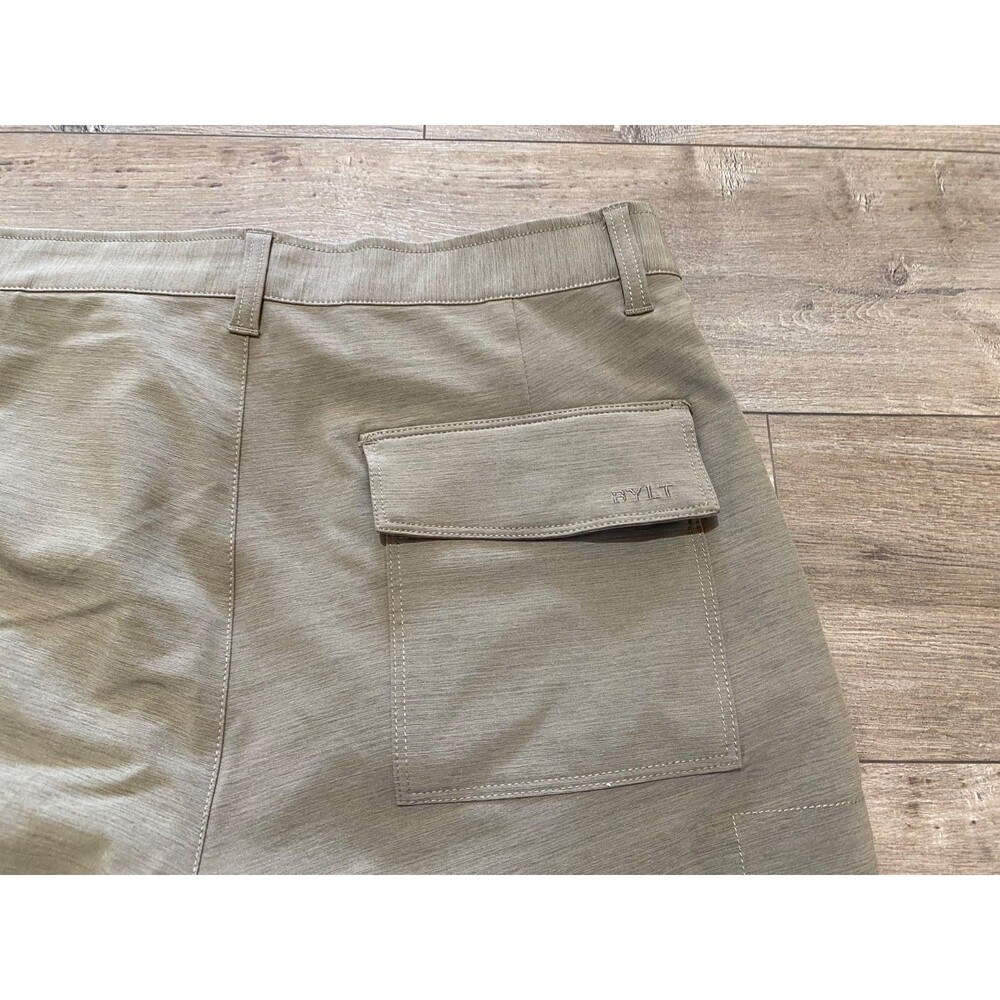 BYLT Kinetic Mens 34X9 Tan Stretch Golf Performance Chino Shorts Zipper Pocket - Picture 9 of 9